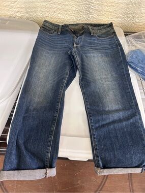 Women's Straight Leg capri Jeans